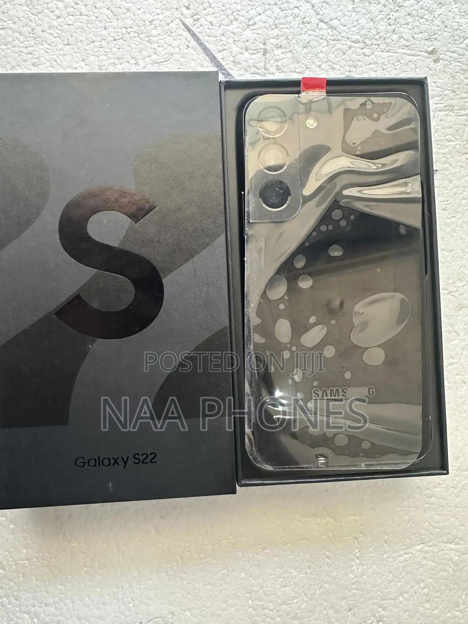 New Samsung Galaxy S22 5G 256 GB Black