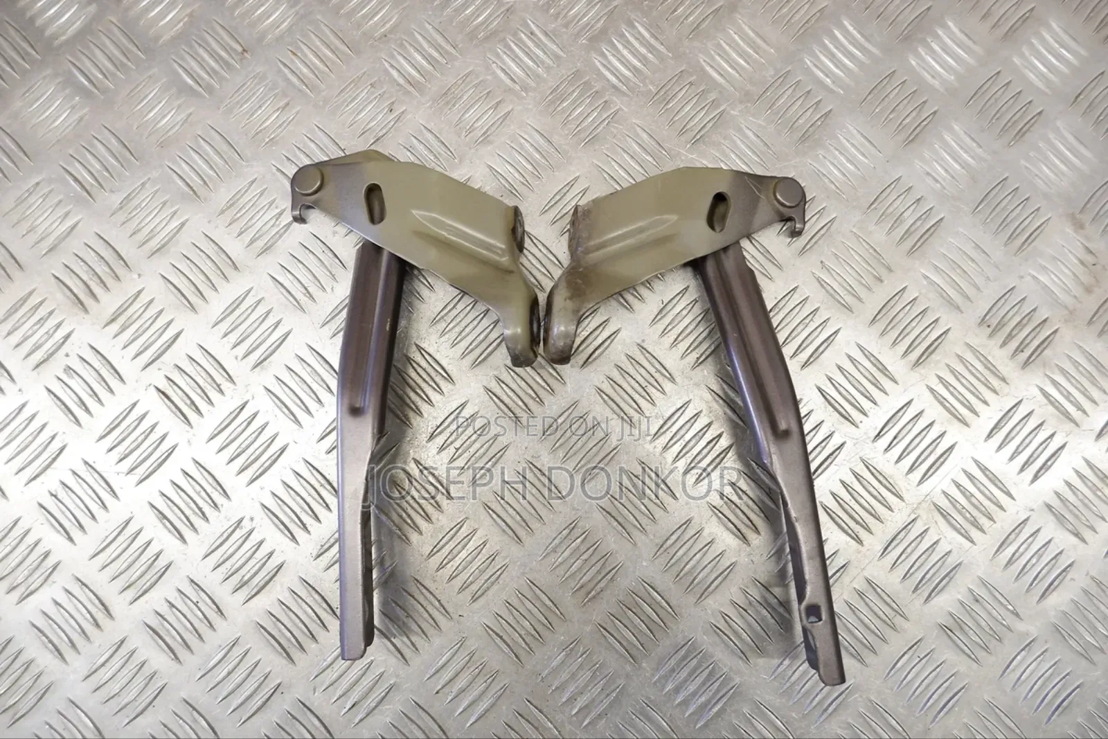 CRV Bonnet Hinges Pair 2013,2014,2015,2016