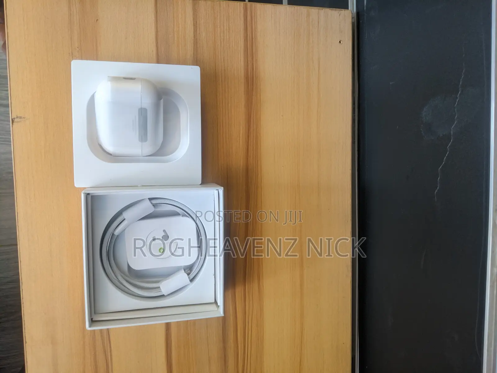 Airpod Pro 3 ( Usb T-C Port)