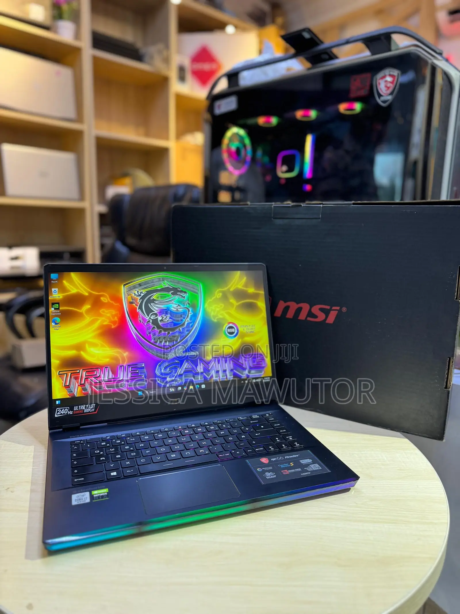 Laptop MSI GE66 Raider 10SGS 16GB Intel Core I7 SSD 1T