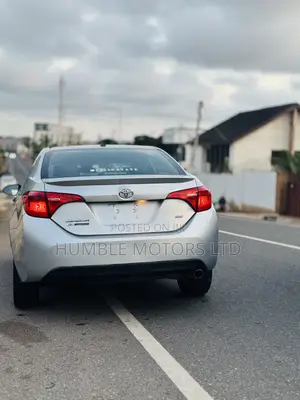 Toyota Corolla 2016 Silver