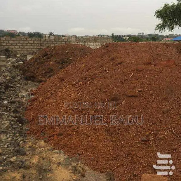 Adofo Sand and Stones