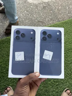 New Apple iPhone 17 Pro Max 256 GB Blue