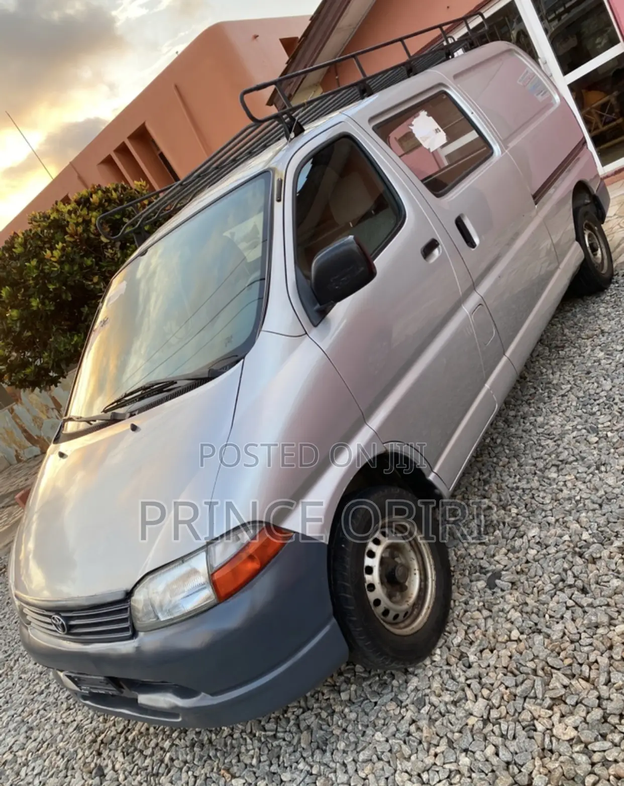 Toyota HiAce 2010 Silver