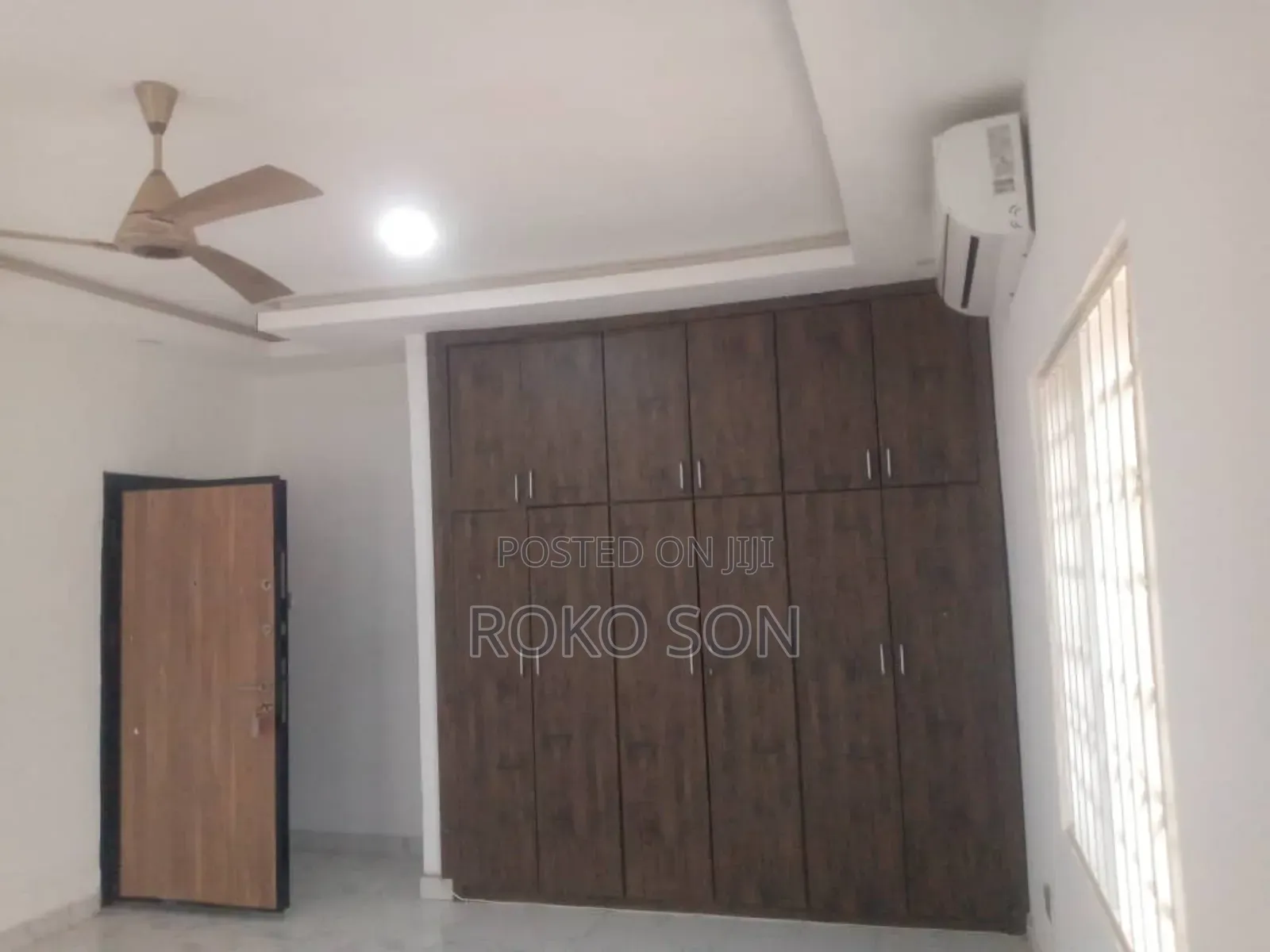 4bdrm Duplex in Dr Roko, A&C Mall Area for rent