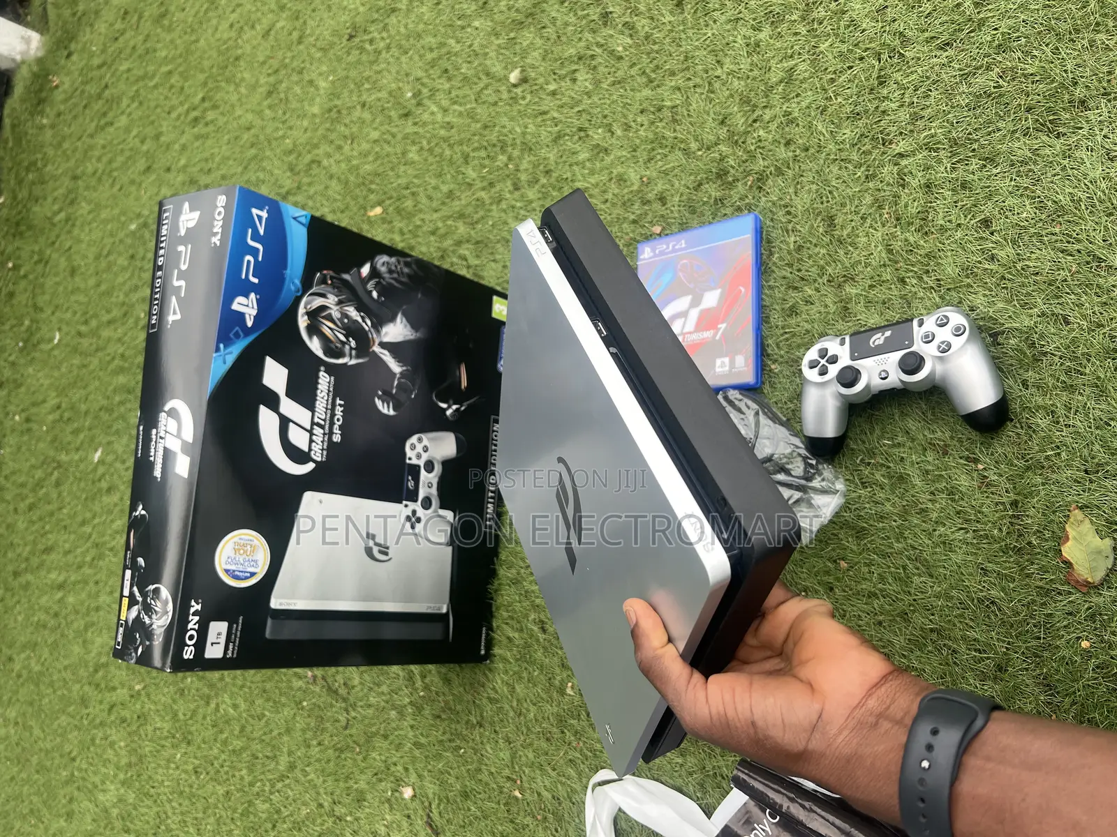 Playstation 4 Slim