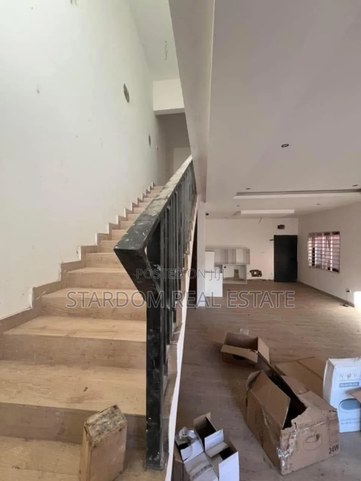 3bdrm Townhouse / Terrace in Adjiringanor, East Legon for rent