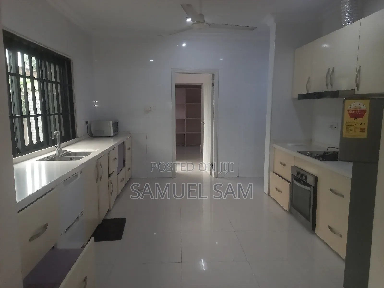 Furnished 3bdrm Apartment in Tema Community 12 for rent