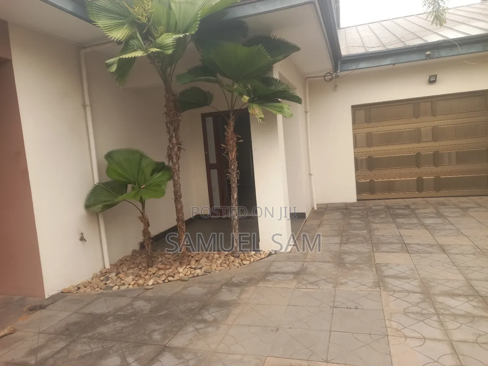 Furnished 3bdrm Apartment in Tema Community 12 for rent