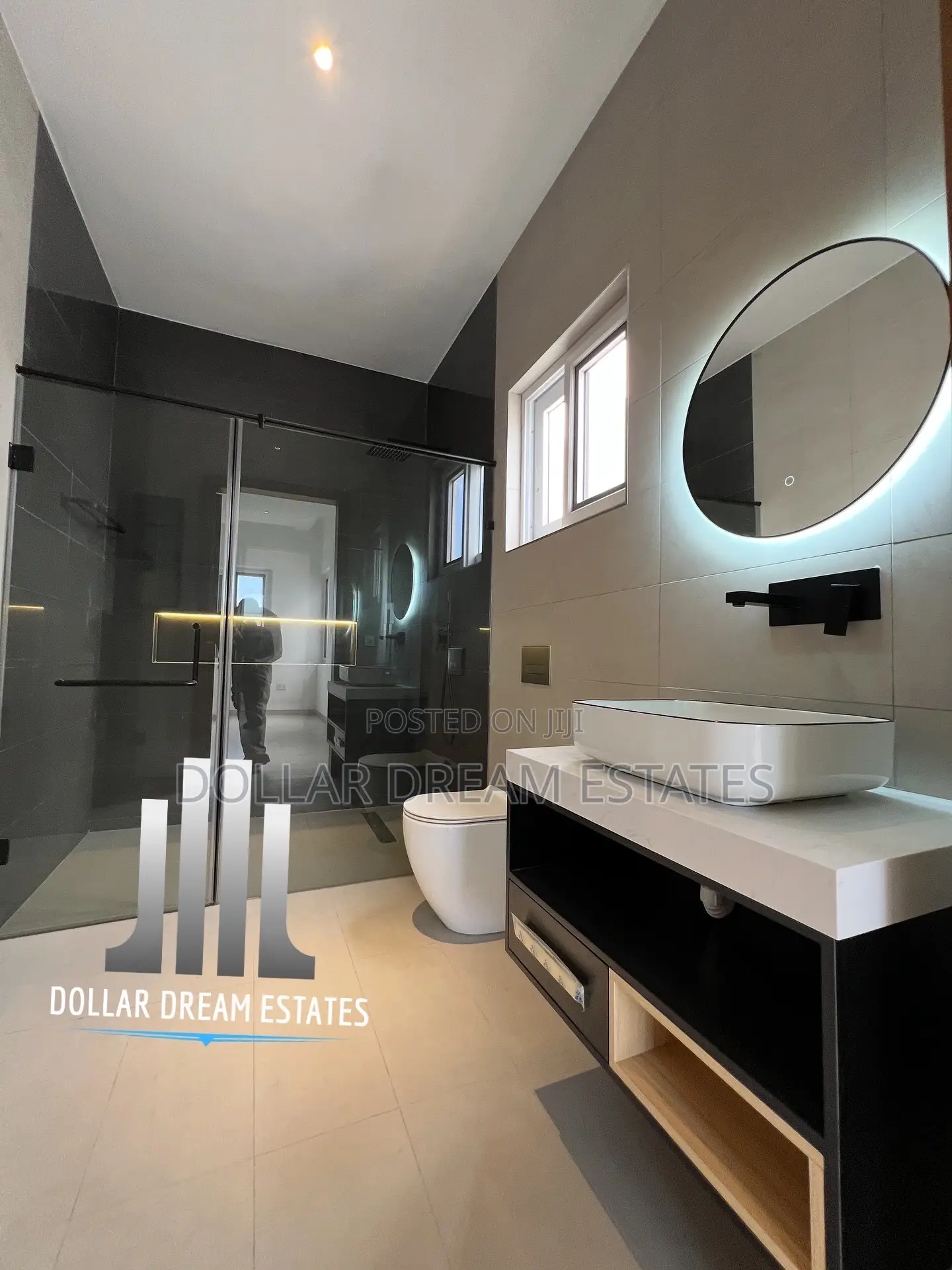 5bdrm House in Spintex for sale