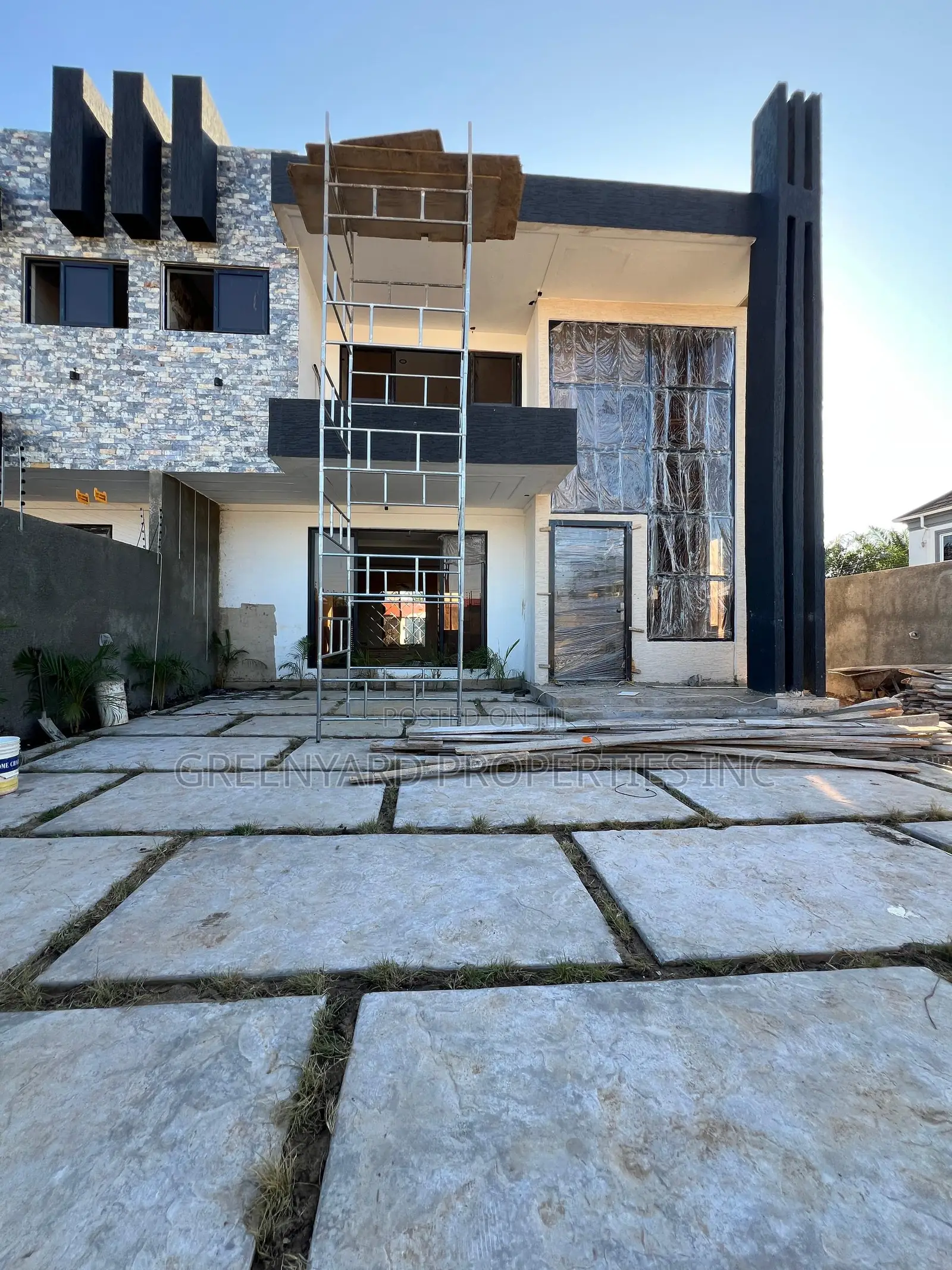 4bdrm House in Adjiringanor, East Legon for sale