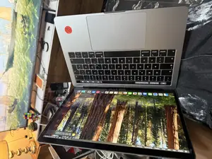 Laptop Apple MacBook Pro 2019 8GB Intel Core i5 SSD 128GB