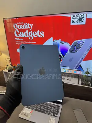 Apple iPad (2025) 128 GB Blue