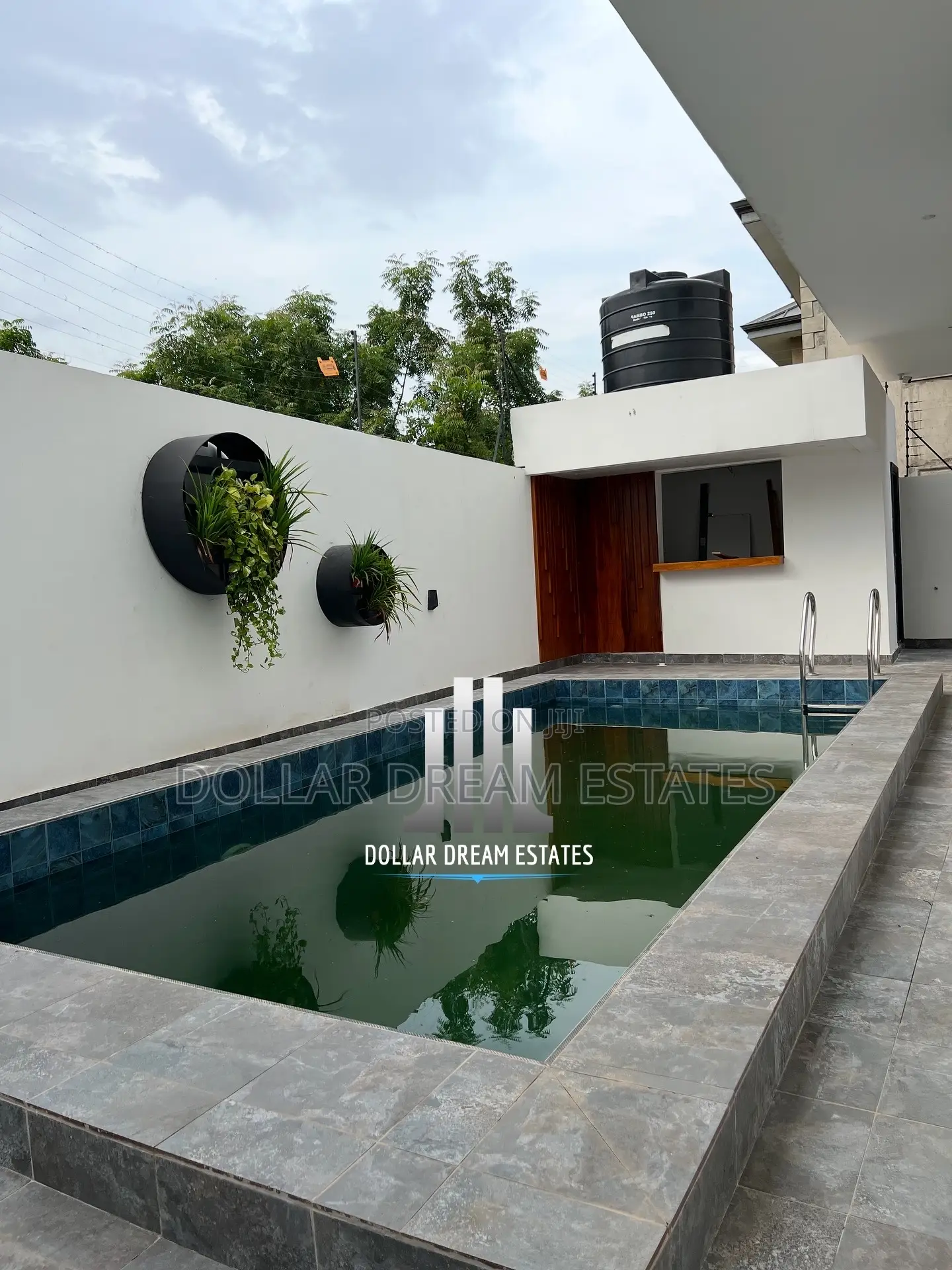 Furnished 5bdrm House in East Legon for sale