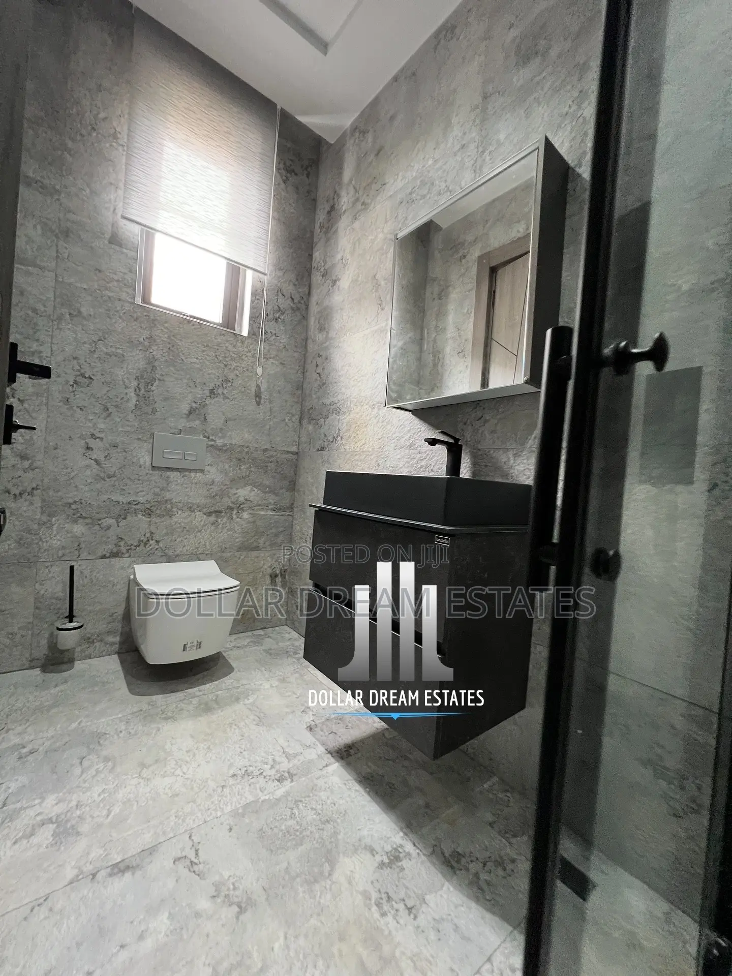 Furnished 5bdrm House in East Legon for sale