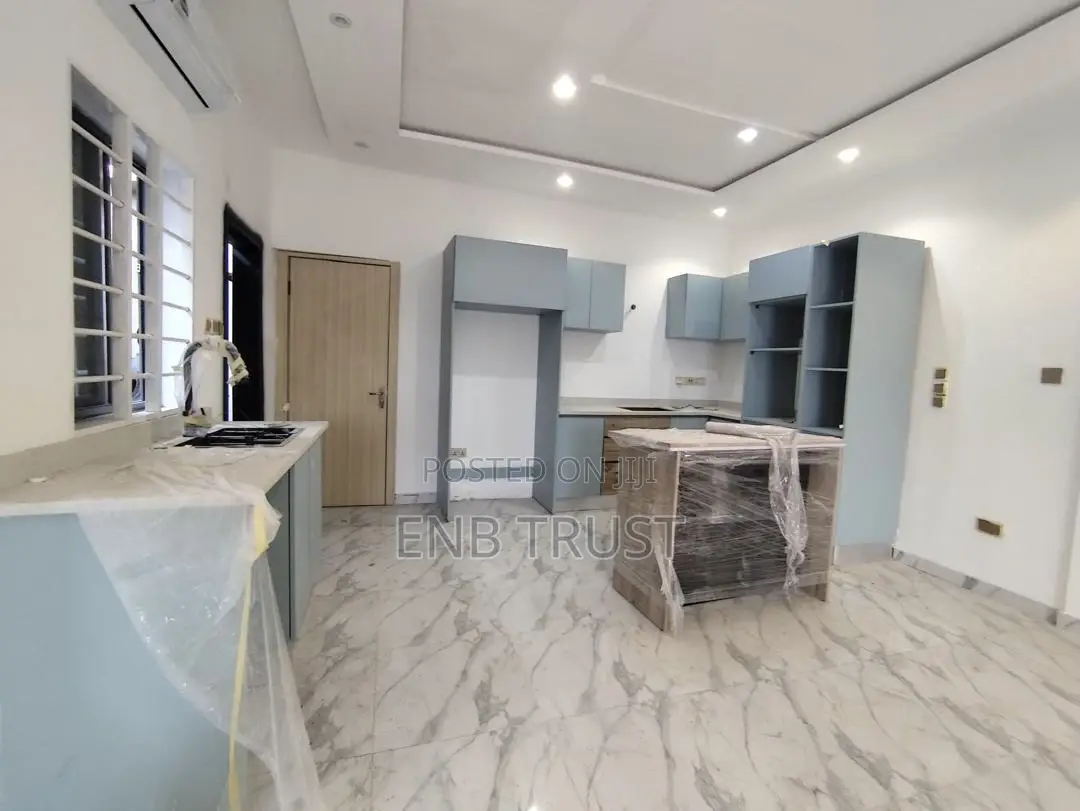 4bdrm Duplex in Adjriganor Obojo, Otano for sale