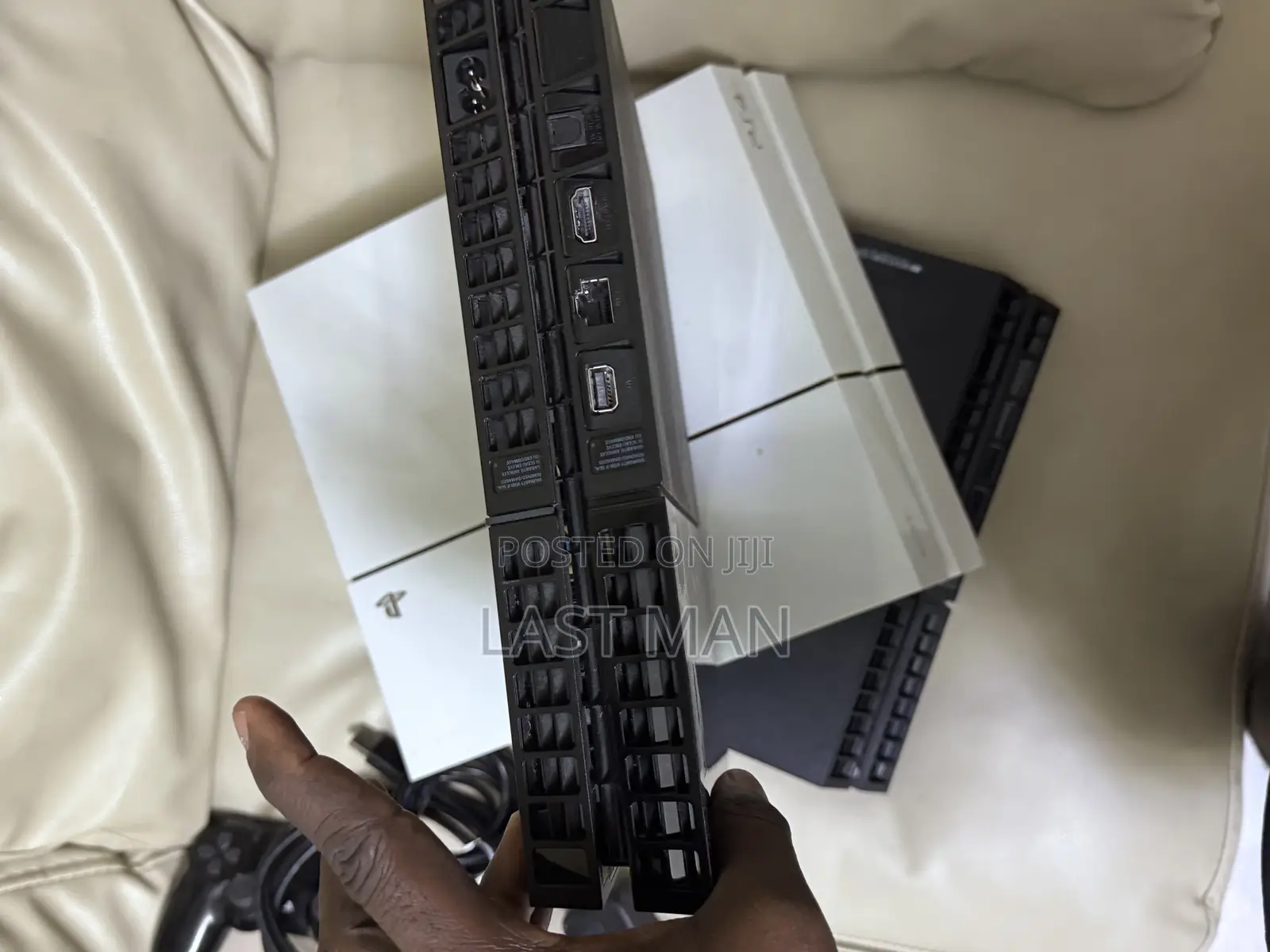 Playstation 4 Standard 500gig-Jailbreak-With 8 Games Installed