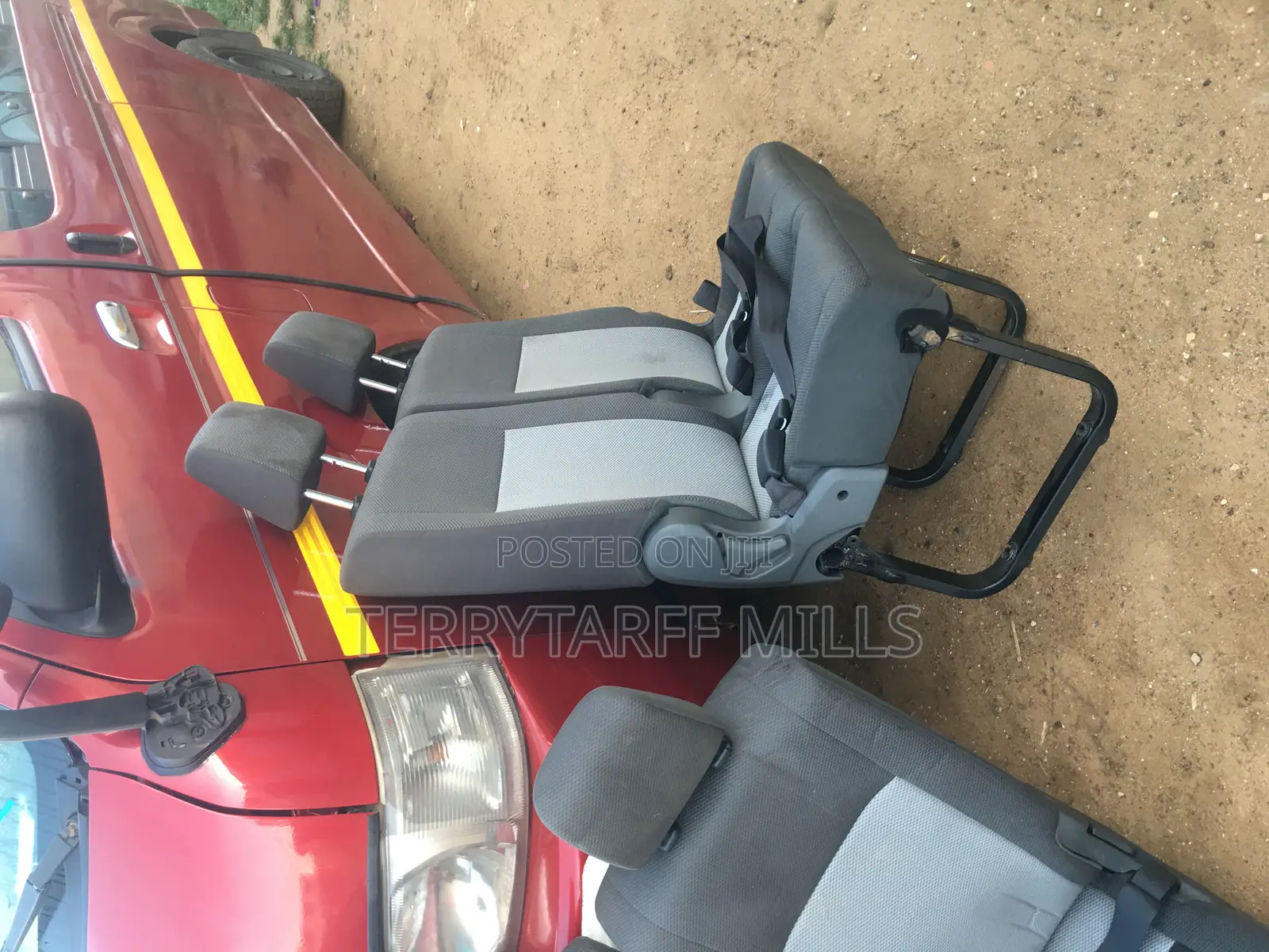 Toyota Hiace Seat Complete