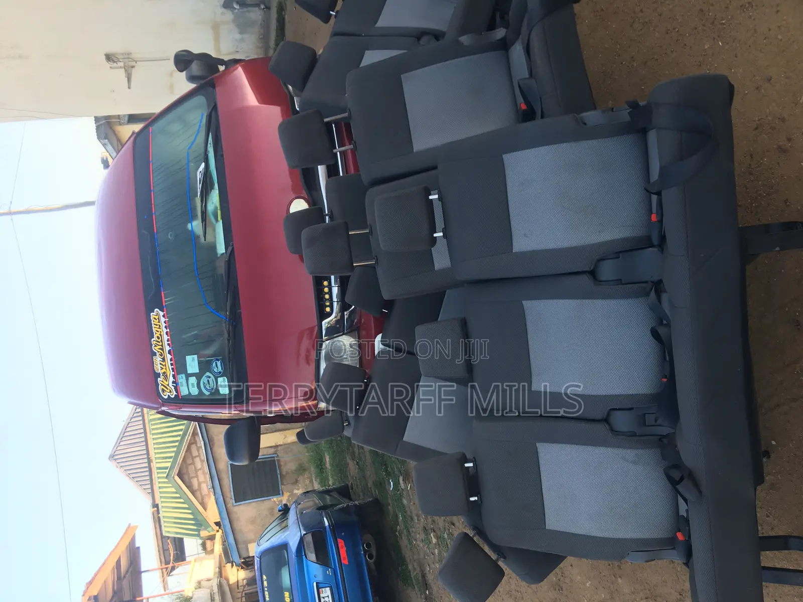 Toyota Hiace Seat Complete