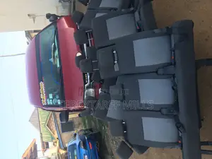 Toyota Hiace Seat Complete