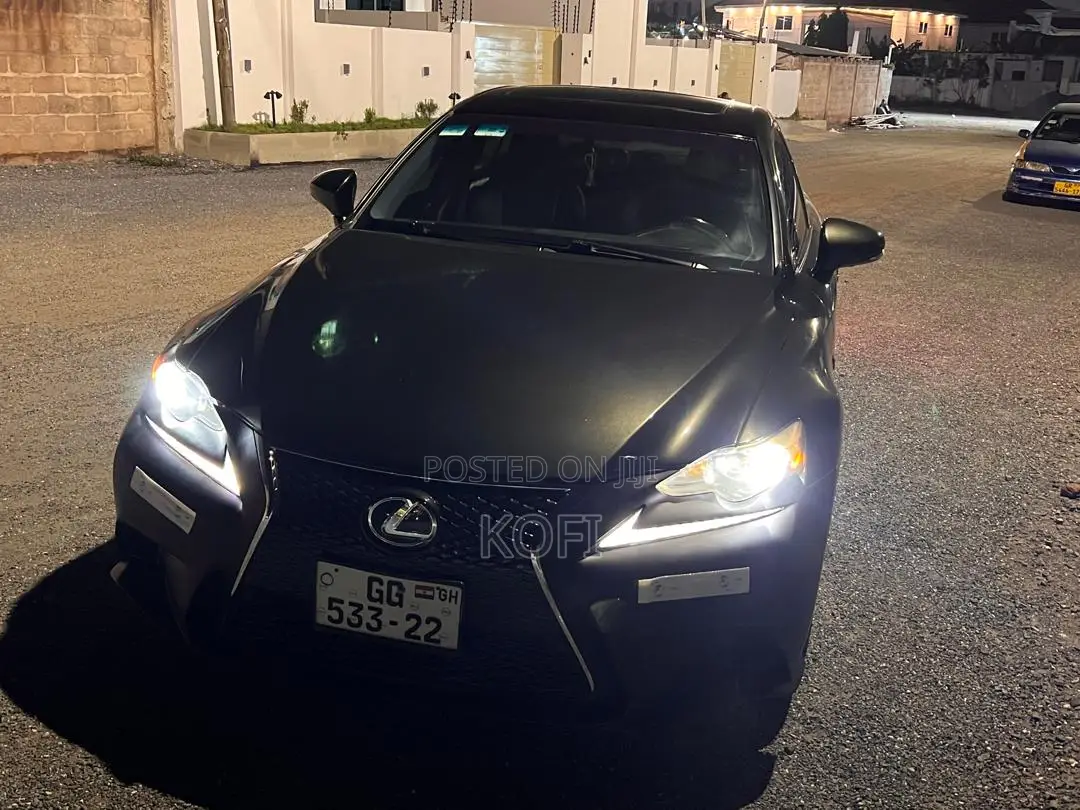 Lexus IS 200t 2016 Green