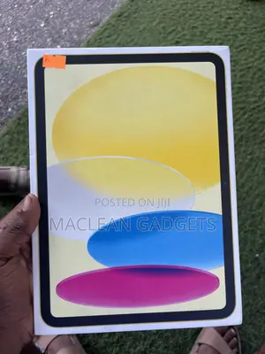 New Apple iPad (2025) 128 GB Yellow