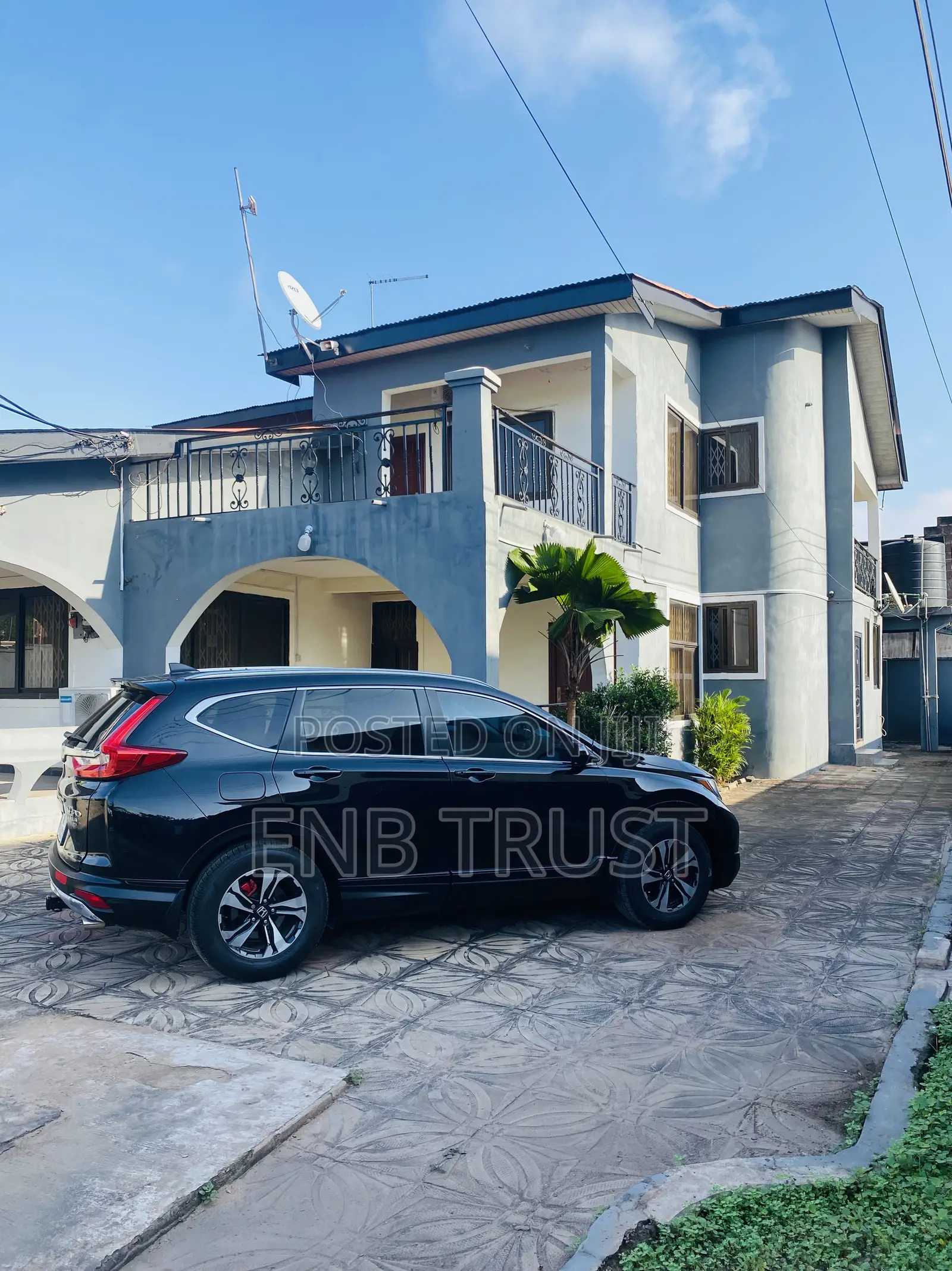 6bdrm Duplex in Cfc Estate for sale