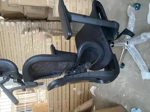Ergonomic Swivel Office Chair