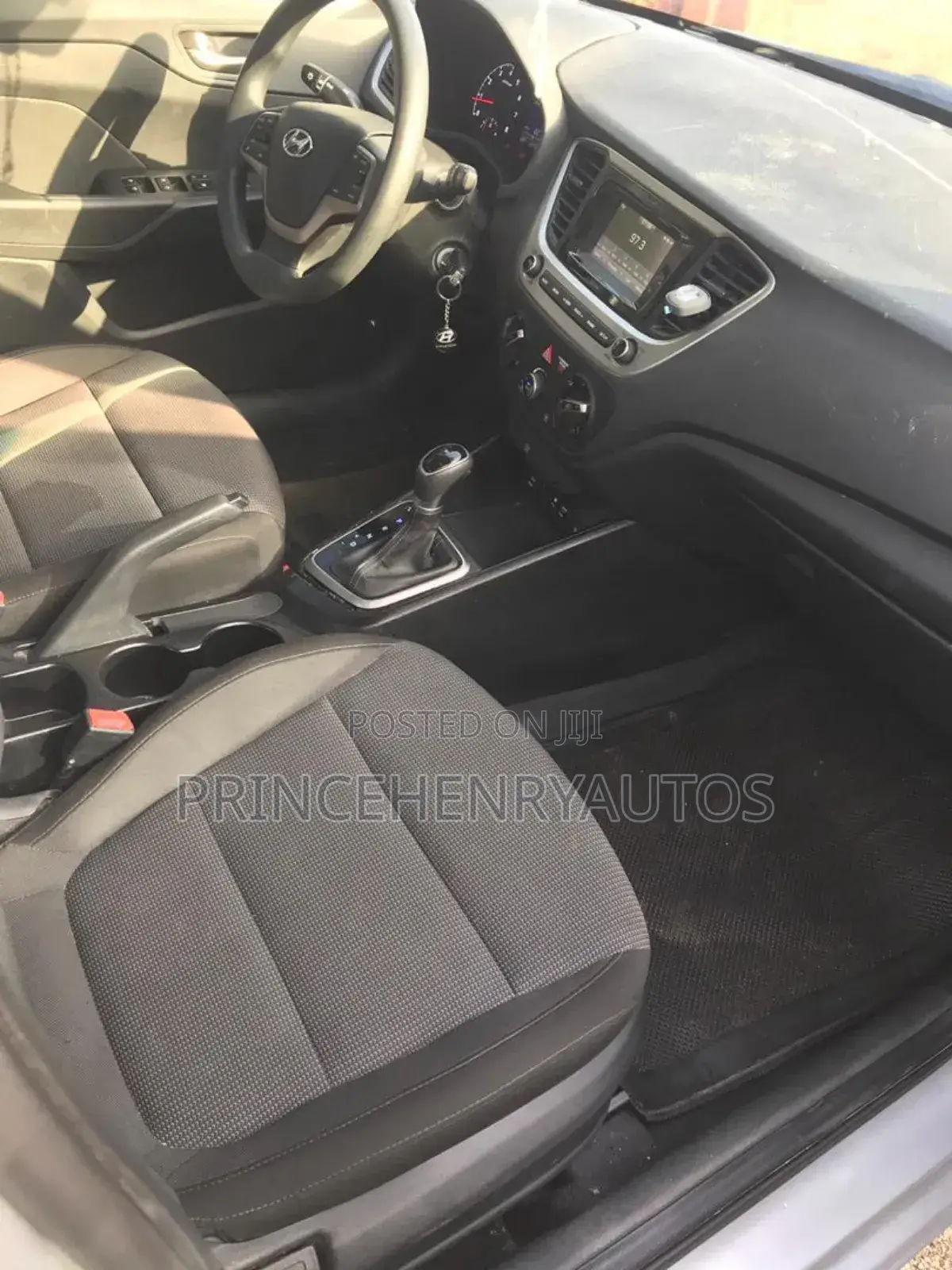 Hyundai Accent 2020 Silver