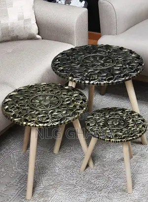 Set of 3 Round Wooden Nesting End Tables - Rustic Brown. Ghx7520