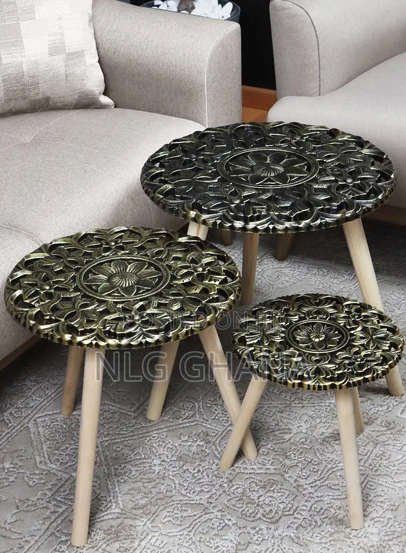 Set of 3 Round Wooden Nesting End Tables - Rustic Brown. Ghx7520