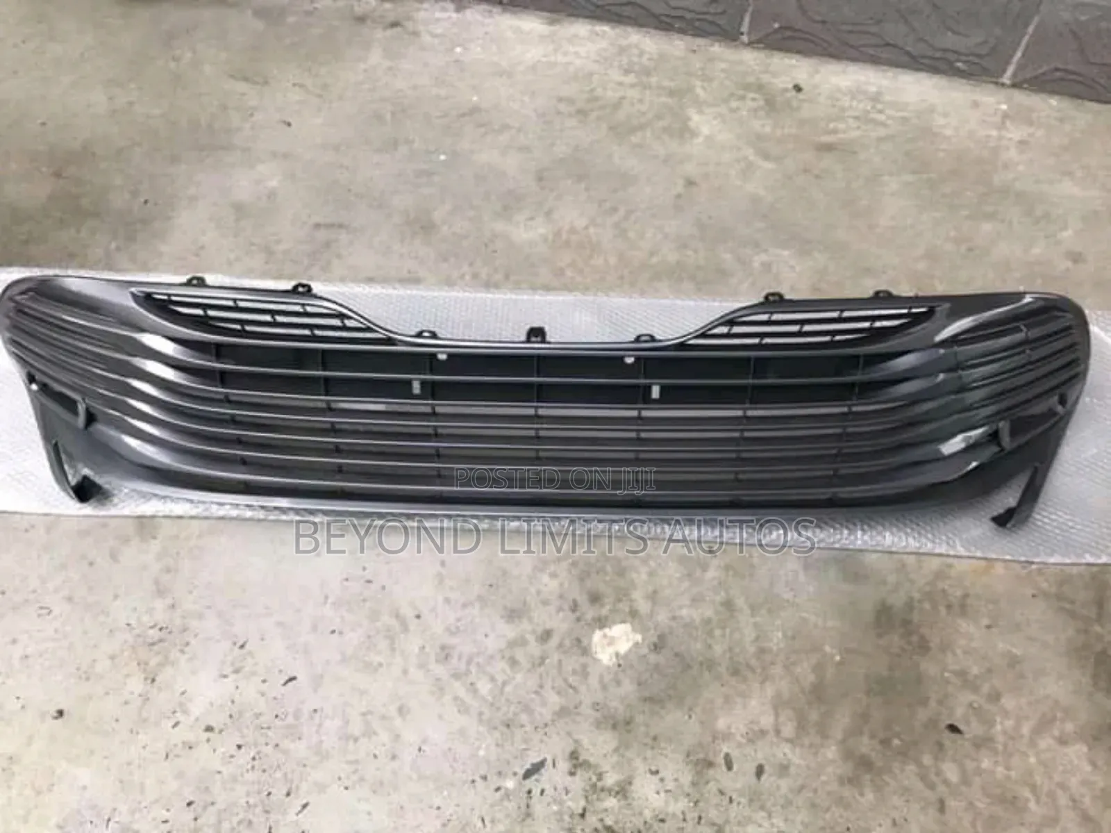 Toyota Highlander Hybrid 2020,2021,2022,2023 Front Bumper