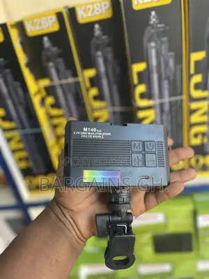 M140 RGB Pocket Fill Light for Phone and Camera