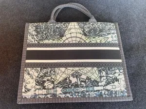 Women's Fashionable Christian Dior Large Comfortable Convenient Bag