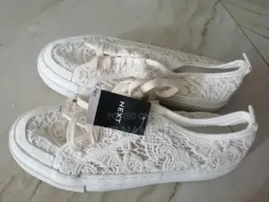 Next Sneakers