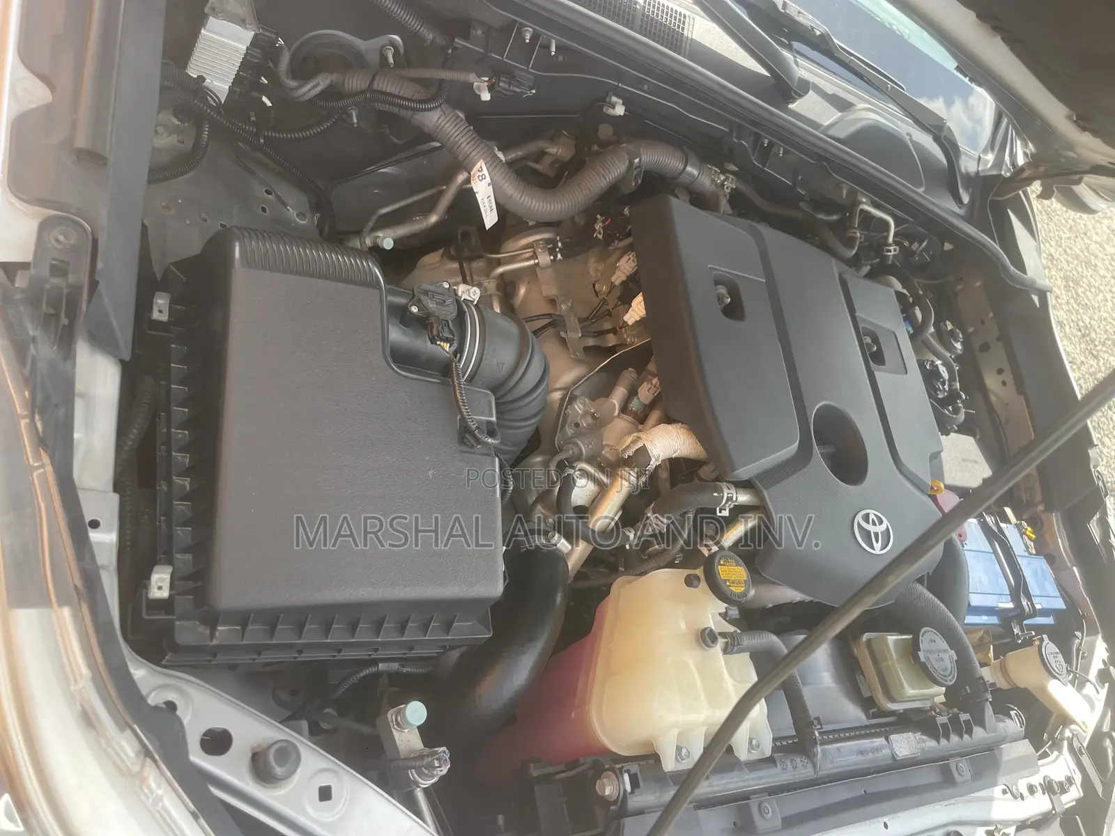 Toyota Hilux 2017 Gray
