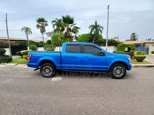 Ford F-150 2020 Blue