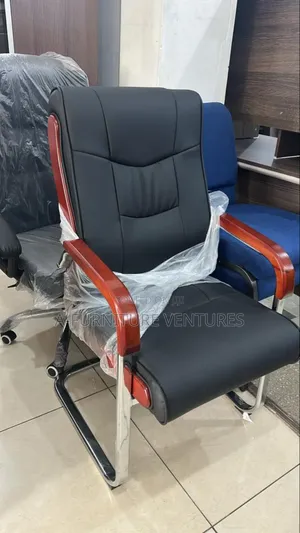 Comfortable Platform Chair