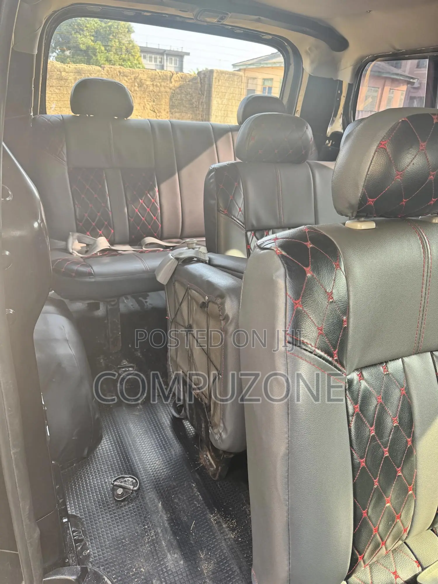 Hyundai H1 2013 Black