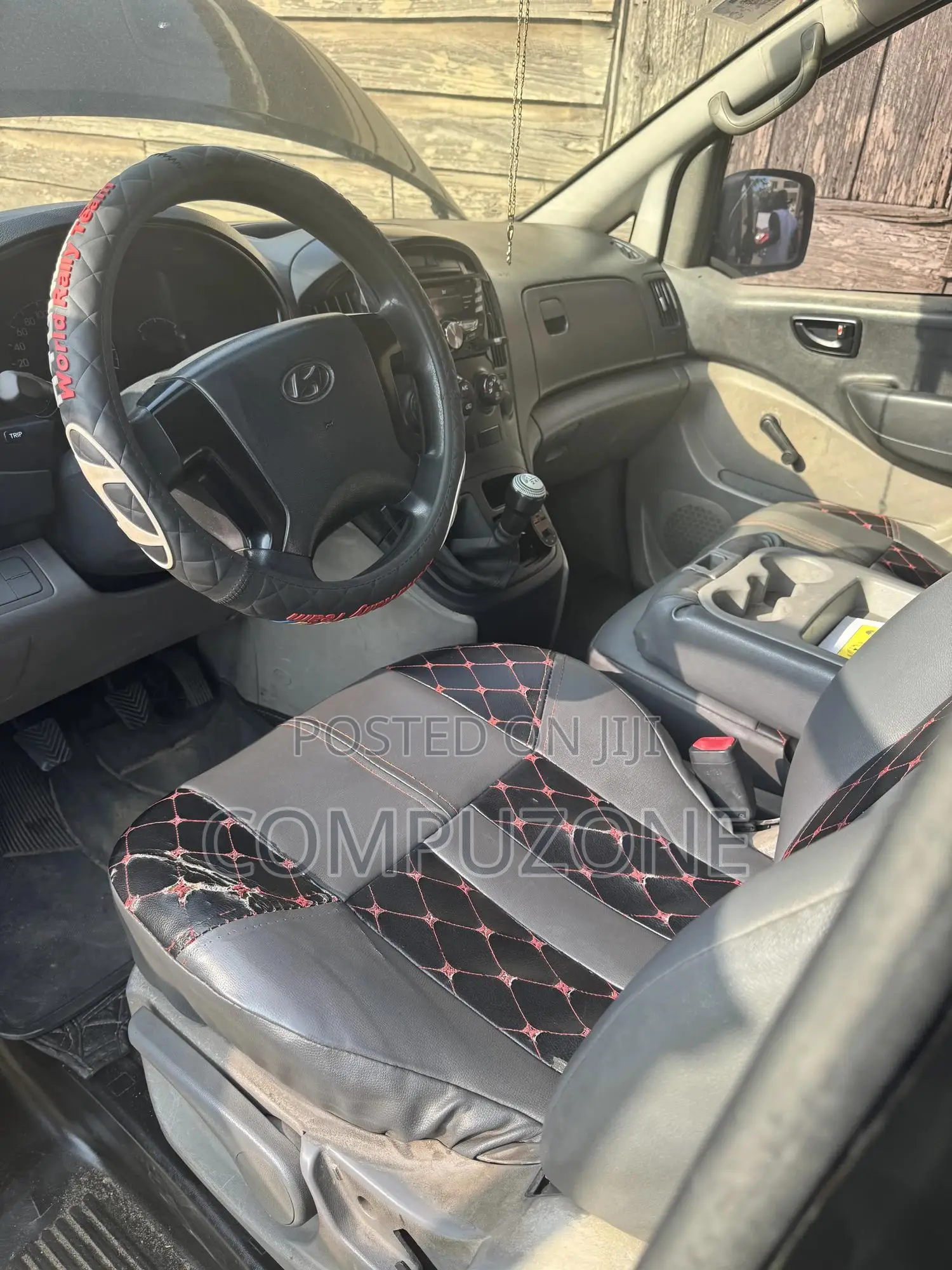 Hyundai H1 2013 Black