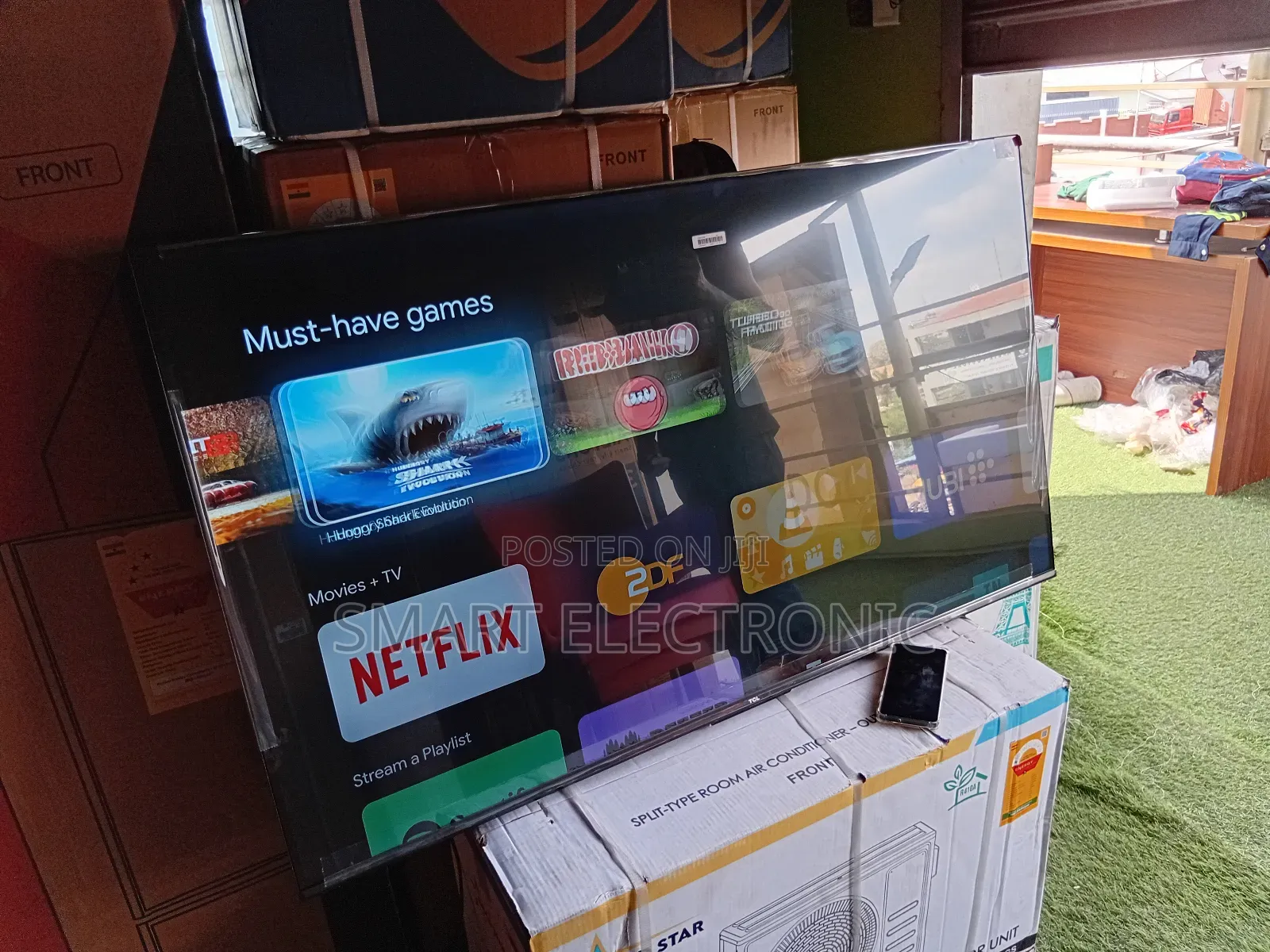 Compact and Powerful TCL 55inches
