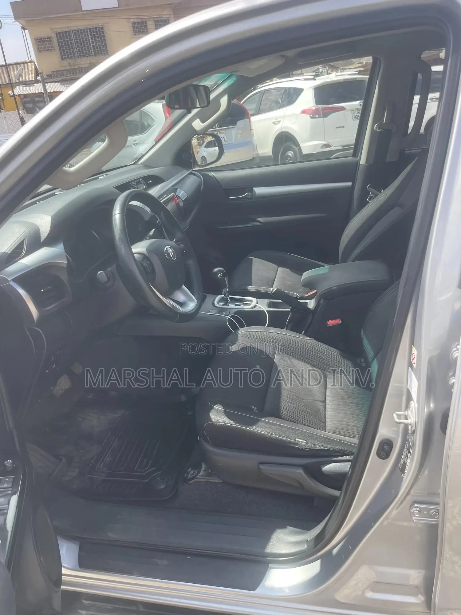 Toyota Hilux 2017 Gray