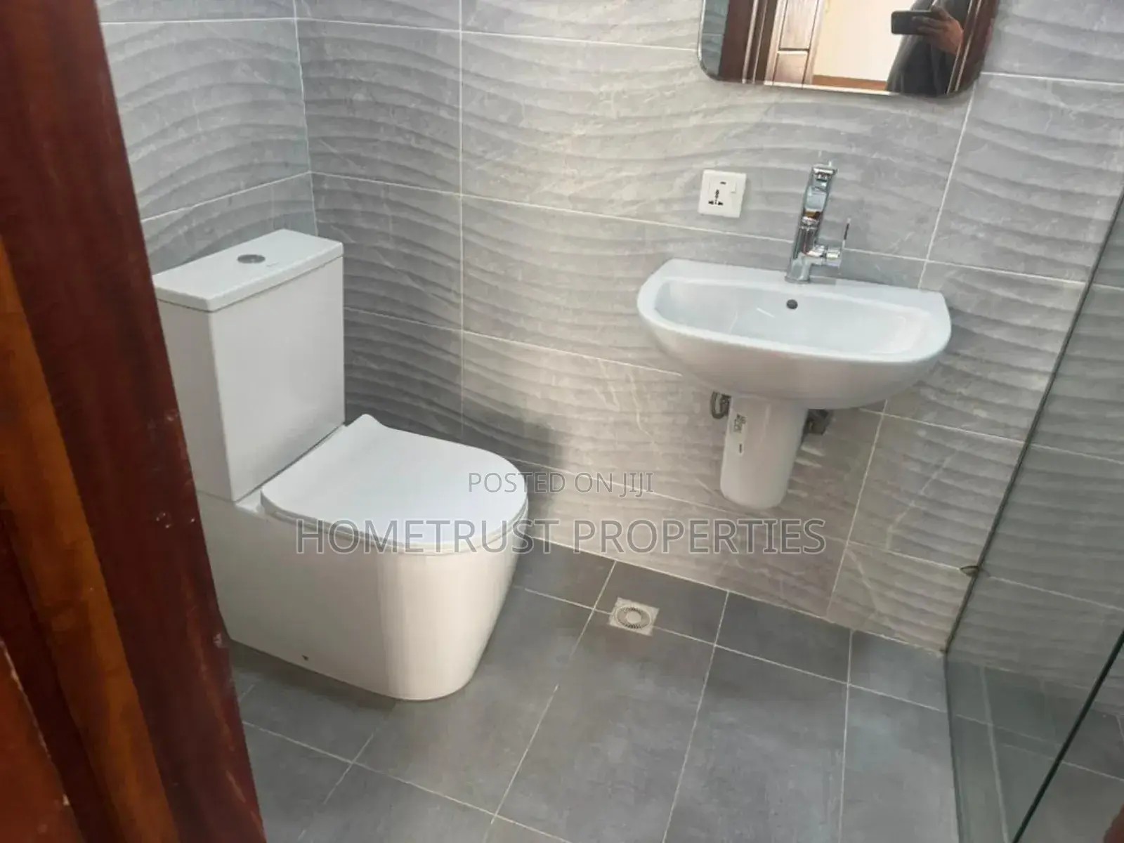 3bdrm Bungalow in Home Trust, Mile 7 for rent