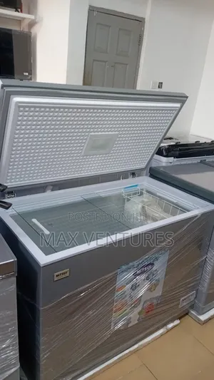 Mitsui Mitsui 282l Chest Freezer Glass Top