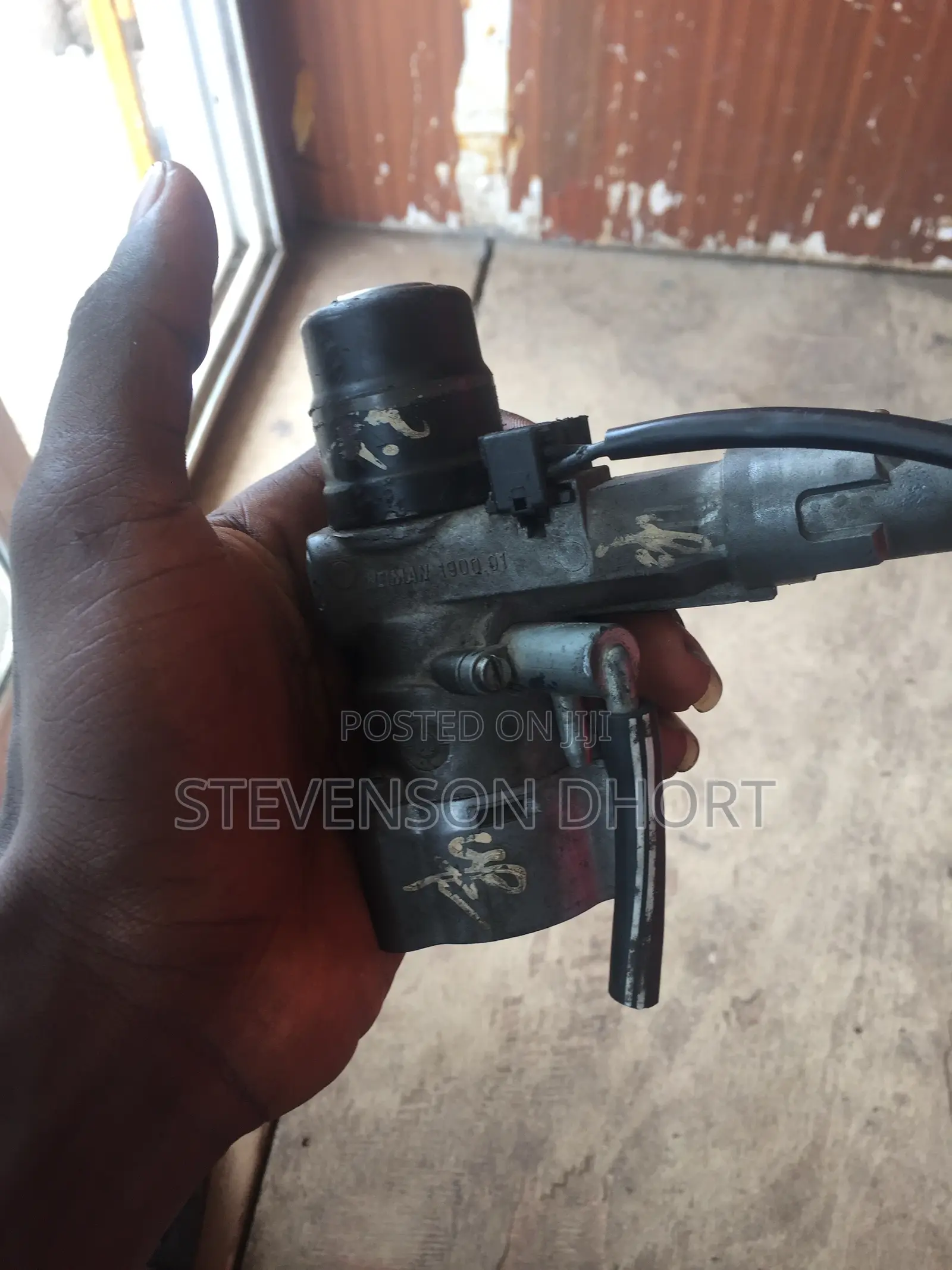 Key Cutting