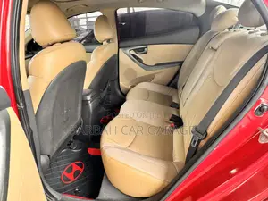 Hyundai Elantra 2014 Red
