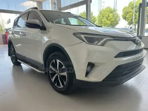 Toyota RAV4 2017 White