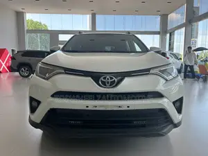 Toyota RAV4 2017 White