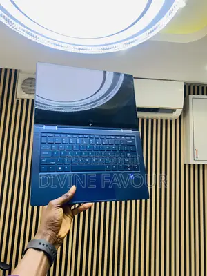 Laptop HP Dragonfly G2 8GB Intel Core I5 SSD 256GB