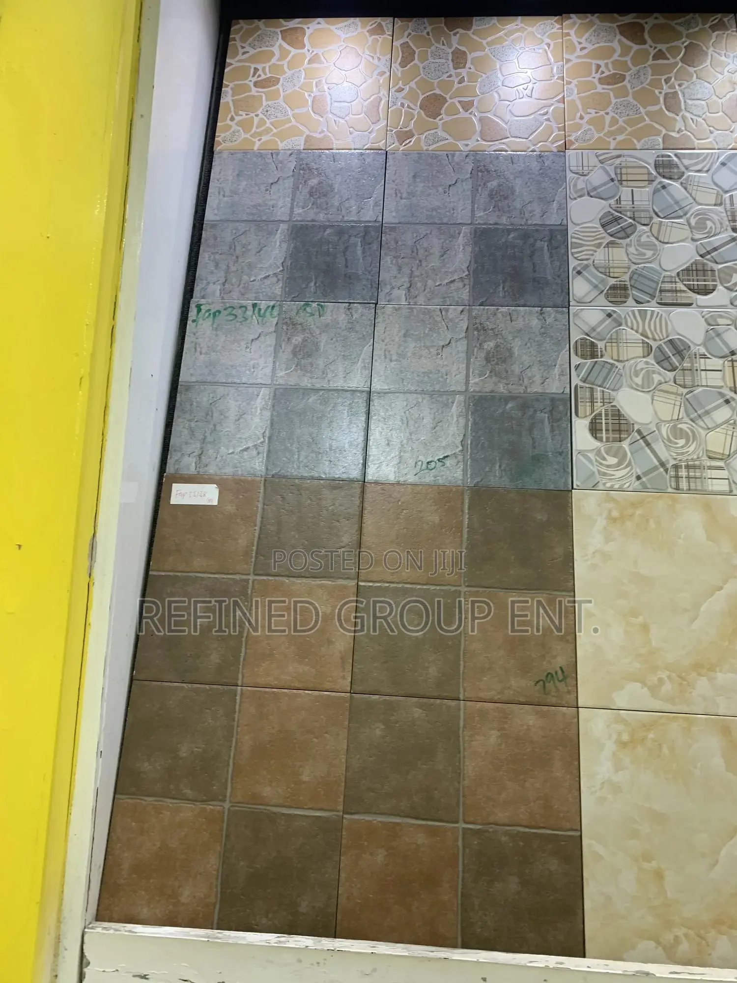Twyford Compound Tiles. 30/30cm